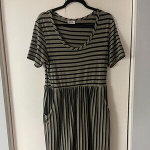 Plume and Thread Olive and Navy Striped Dress Size 3 (12-14)